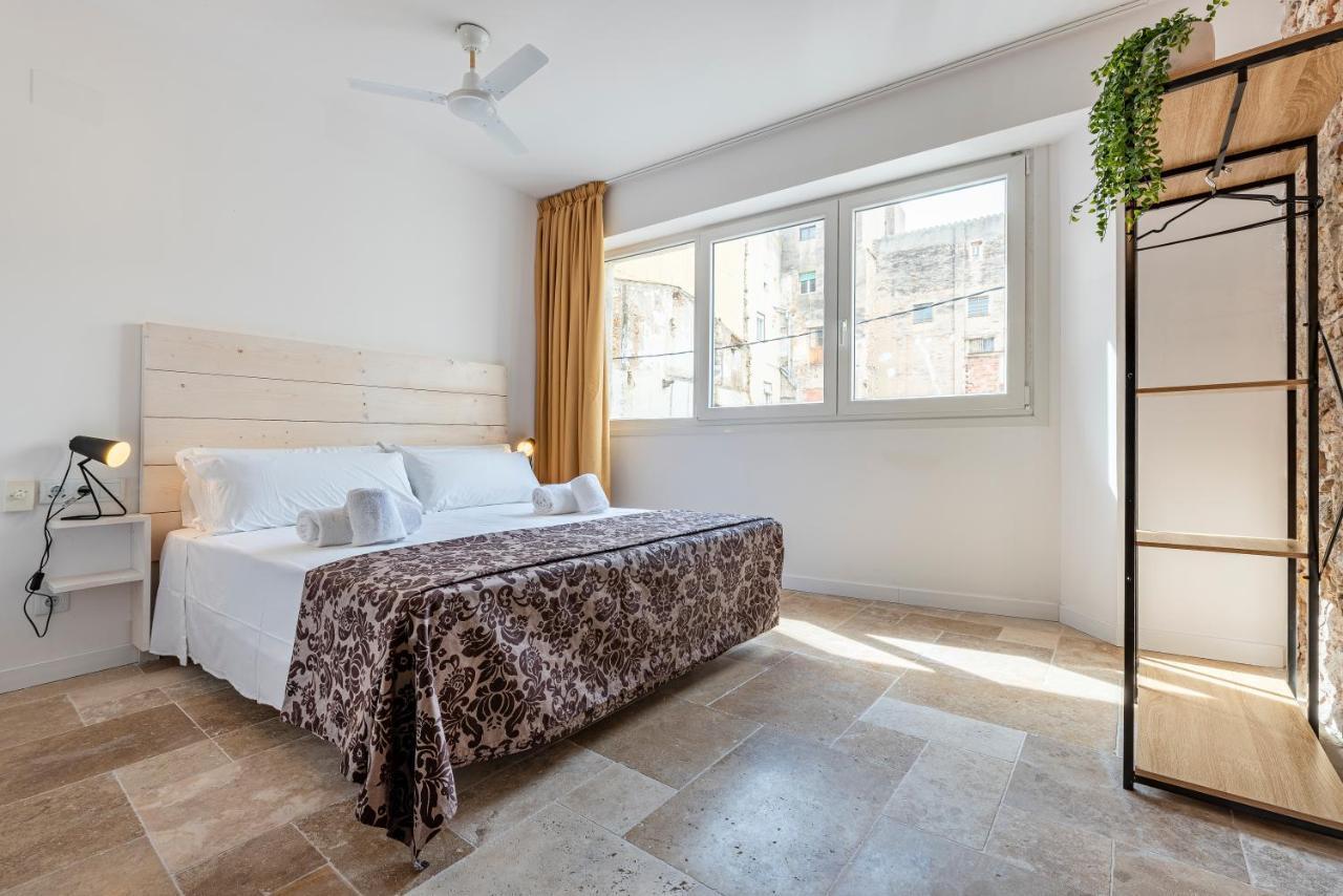 Stone Wall Apartment En Barri Port Maritim 塔拉戈纳 外观 照片
